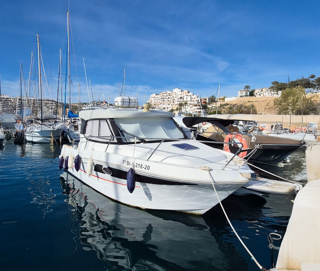 Embarcación de pesca disponible para alquiler en la Costa Blanca, Alicante